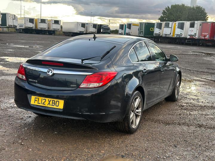 Vauxhall Insignia - 2.0 CDTi Exclusiv Auto Euro 5 5dr - DRIVES MINT+9 MONTHS MOT - Image 8