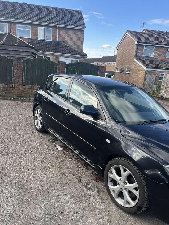 Mazda Mazda3 - 2.0 Sport 5dr - Mazda 3 Sport 2.0L - Image 2