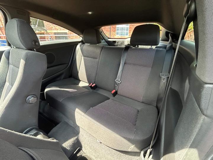 Vauxhall Astra - 1.9 CDTi SXi Sport Hatch 3dr - SH | PANORAMIC WINDSCREEN - Image 21