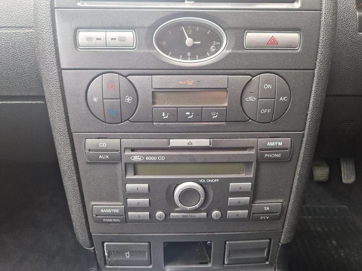 Ford Mondeo - 2.2 TDCi SIV Edge 5dr - New in stock and ready to go - Image 33