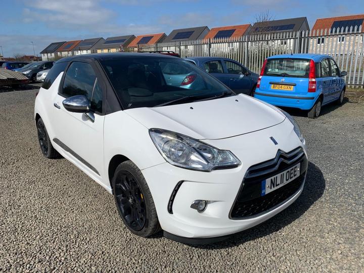 Citroen DS3 - 1.6 HDi 16V DSport Euro 5 3dr - Image 2