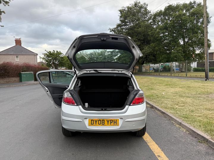 Vauxhall Astra - 1.6i 16v Design 5dr - Full Service History - Image 25