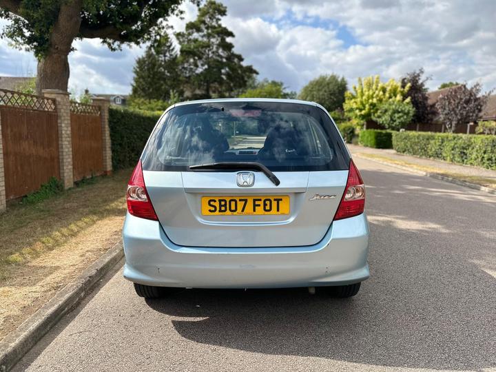Honda Jazz - 1.4 i-DSI SE 5dr - 12 MONTHS MOT - FULL SERVICE H - Image 3