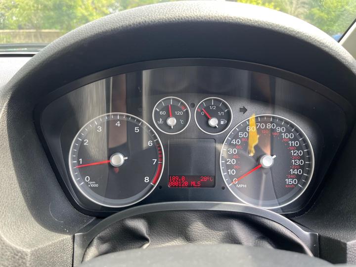 Ford C-Max - 1.6 16v Zetec 5dr - FULL SERVICE HISTORY ,2KEYS!! - Image 25
