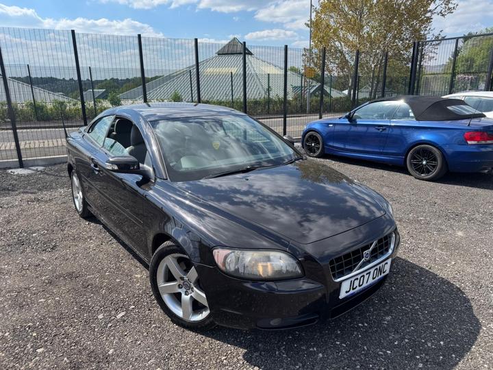 Cheap Volvo C70 - 2.0D Sport 2dr - LONGMOT-ROOF FAULT-DRIVES WELL for sale in Burnley, Lancashire
