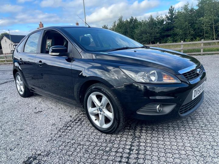 Cheap Ford Focus - 1.6 Zetec 5dr - £600 as she is option for sale in Stockport, Greater Manchester