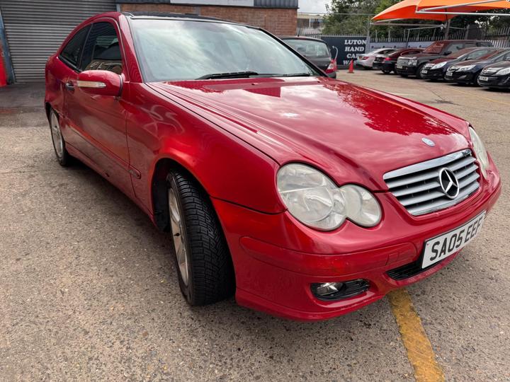 Cheap Mercedes-Benz C Class - 1.8 C180 Kompressor SE 2dr - Long mot for sale in Luton, Bedfordshire