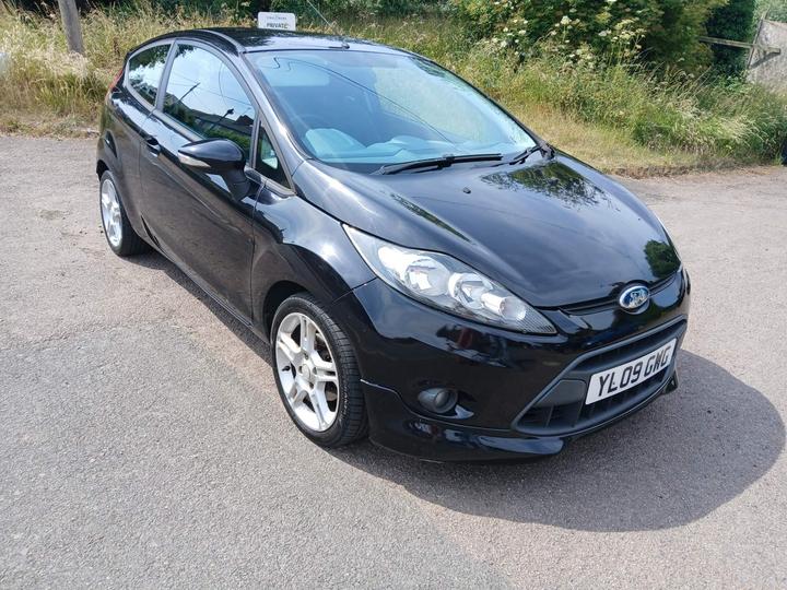 Cheap Ford Fiesta - 1.6 TDCi Zetec S 3dr - 7 MONTHS MOT. DRIVES GREAT for sale in Kettering, Northamptonshire