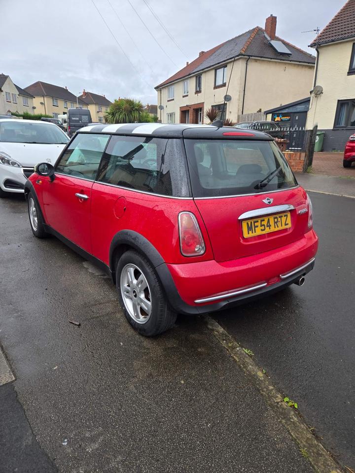 MINI Hatch - 1.6 Cooper Euro 4 3dr - Image 3