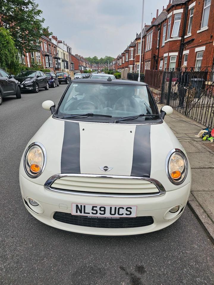 Cheap MINI Convertible - 1.6 Cooper Euro 4 2dr for sale in Leeds, West Yorkshire