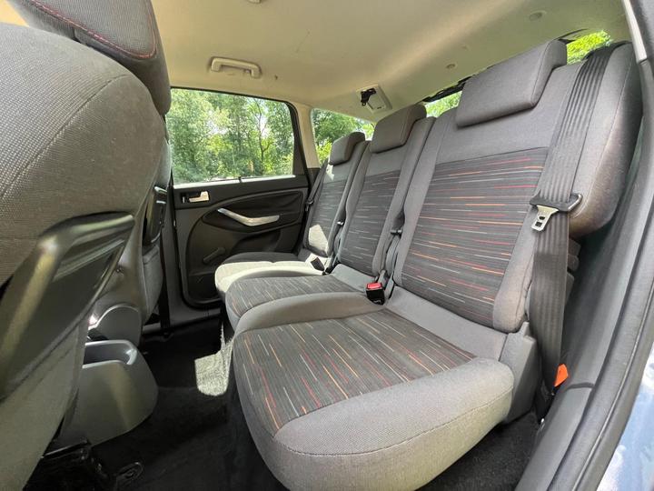 Ford C-Max - 1.6 16v Zetec 5dr - FULL SERVICE HISTORY ,2KEYS!! - Image 14