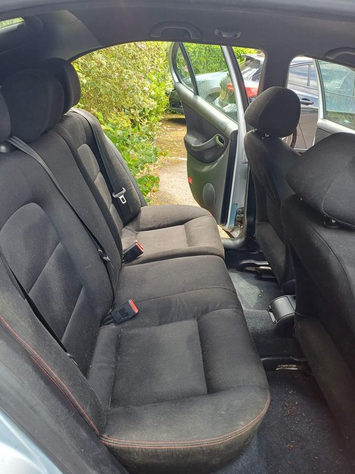 SEAT Leon - 1.8 20v Cupra R 5dr - Great running order - Image 4