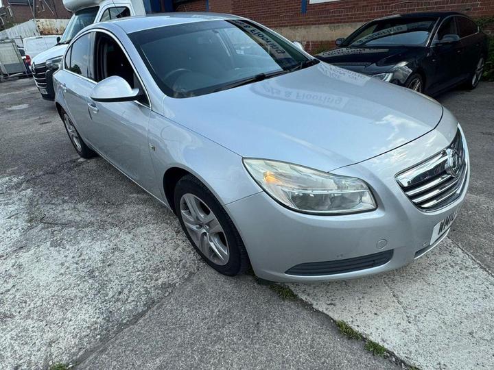 Cheap Vauxhall Insignia - 2.0 CDTi ecoFLEX Exclusiv Euro 5 5dr for sale in Bolton, Greater Manchester
