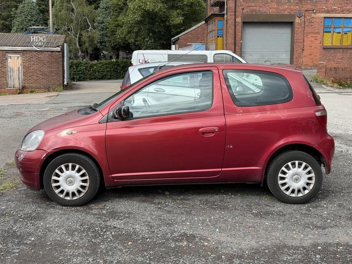 Toyota Yaris - 1.0 VVT-i Colour Collection 3dr - Image 4