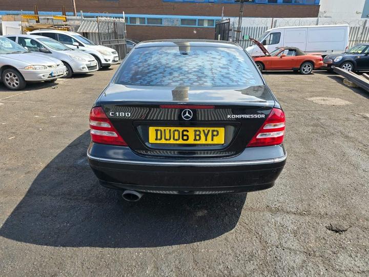 Mercedes-Benz C Class - 1.8 C180 Kompressor Avantgarde SE 4dr - Image 4