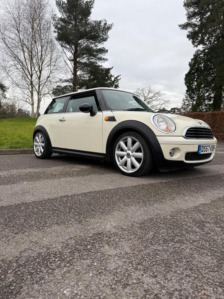 Cheap MINI Hatch - 1.4 One Euro 4 3dr for sale in Newport, Isle of Wight