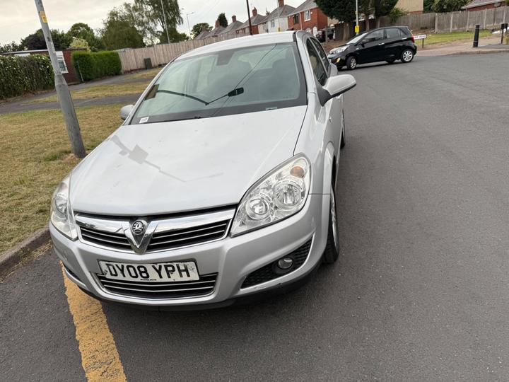 Vauxhall Astra - 1.6i 16v Design 5dr - Full Service History - Image 30