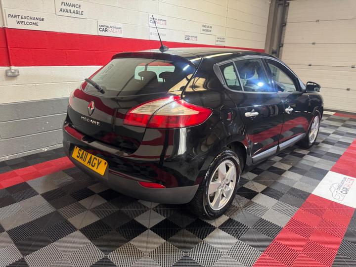 Renault Megane - 1.6 16V Dynamique TomTom Euro 5 5dr - Trade in to clear - Image 9