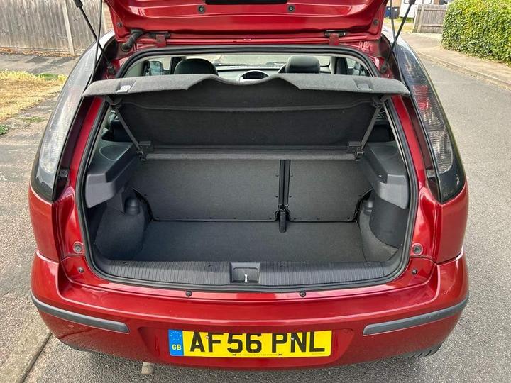 Vauxhall Corsa - 1.3 CDTi 16v SXi+ 3dr - Reliable engine, cheap to run - Image 4