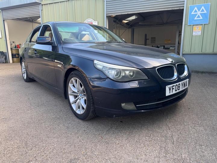 BMW 5 Series - 2.0 520d SE Steptronic Euro 4 4dr - IN CAR DVD PLAYER - Image 3