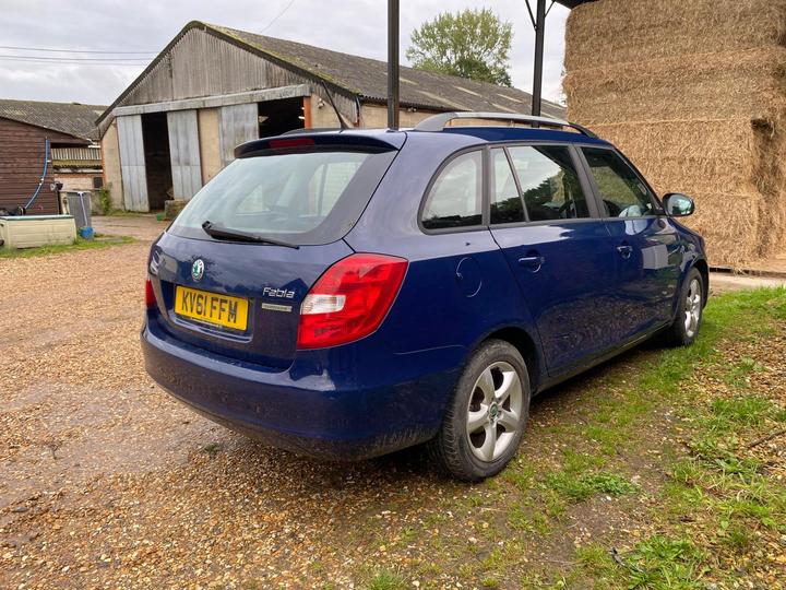 Skoda Fabia - 1.2 TDI GreenLine II Euro 5 (s/s) 5dr - Image 3