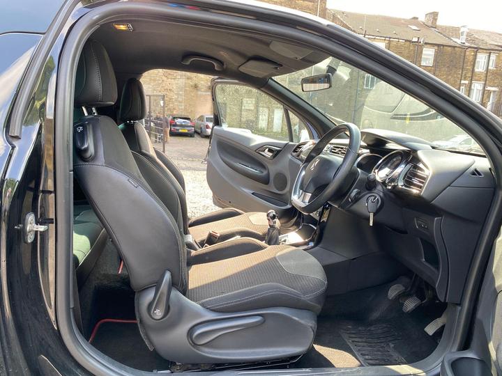 Citroen DS3 - 1.6 e-HDi Airdream DStyle Euro 5 (s/s) 3dr - Please read description - Image 13