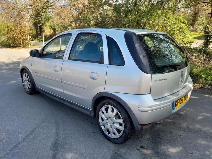 Vauxhall Corsa - 1.2i 16v Design 5dr (a/c) - MOT UNTIL MARCH 2026, - Image 4