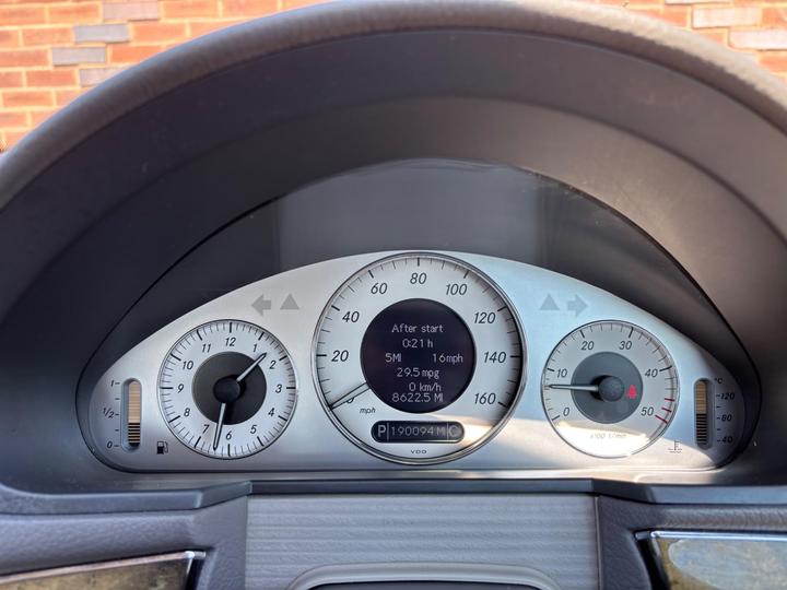 Mercedes-Benz E Class - 3.2 E320 CDI Avantgarde 4dr - **PART EXCHANGE TO CLEAR** - Image 20