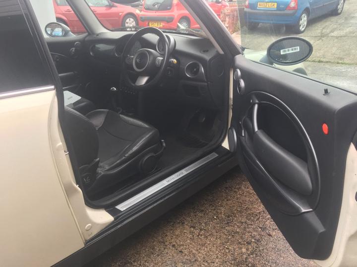 MINI Hatch - 1.6 Cooper Euro 4 3dr - 12 month mot hpi clear car - Image 24