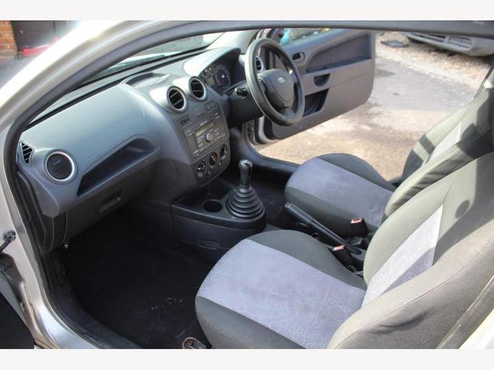 Ford Fiesta - 1.25 Style Climate 3dr - F/SERVICE/HISTORY MOT 9/2/26 - Image 8
