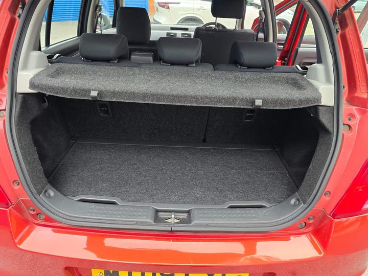Suzuki Swift - 1.3 GL 5dr - low mileage excellent runner - Image 13