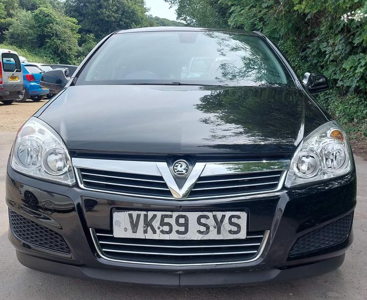 Vauxhall Astra - 1.6i Active Plus 5dr - Image 8