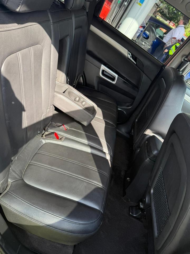 Vauxhall Antara - 2.2 CDTi SE 4WD Euro 5 (s/s) 5dr (SNav) - MOT|FSH|CHEAP|TOW BAR - Image 10