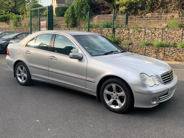 Mercedes-Benz C Class - 1.8 C180 Kompressor Avantgarde SE 4dr - LONG MOT-S/HISTORY-2 KEYS - Image 3