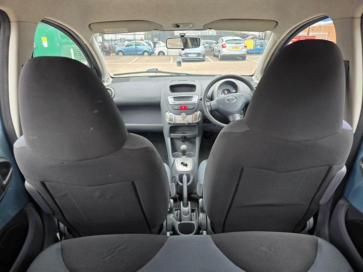 Toyota AYGO - 1.0 VVT-i + MultiMode Euro 4 5dr - 1 YEAR M.O.T/ULEZ COMPLAINT - Image 22