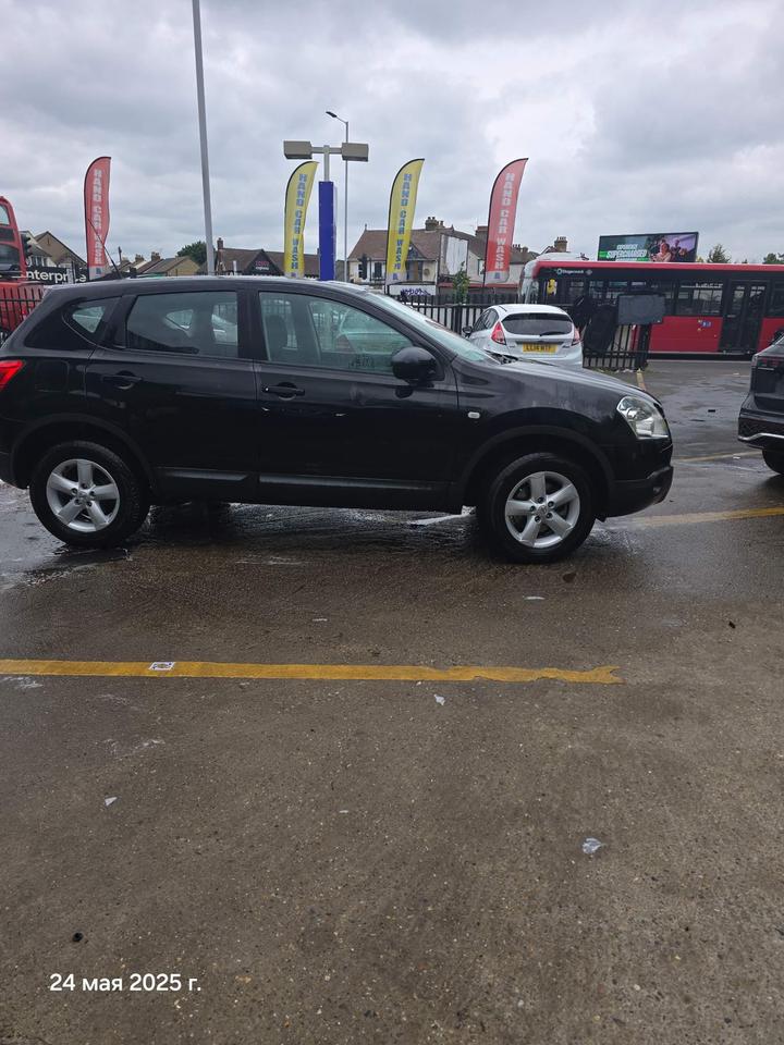 Nissan Qashqai - 1.6 Visia 2WD 5dr - No issues at all... - Image 6