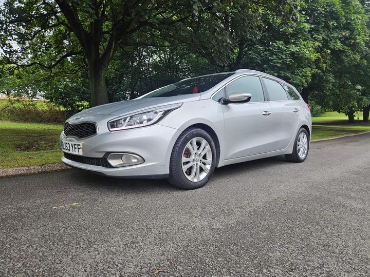 Cheap Kia Ceed - 1.6 CRDi EcoDynamics 2 Sportswagon Euro 5 (s/s) 5dr - Drives Well/1 Previous Keeper for sale in Sheffield, South Yorkshire