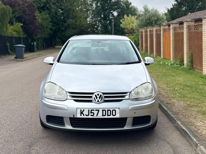 Cheap Volkswagen Golf - 1.6 FSI Match 5dr - DRIVES MINT - DELIVERY AVAILAB for sale in Bedford, Bedfordshire