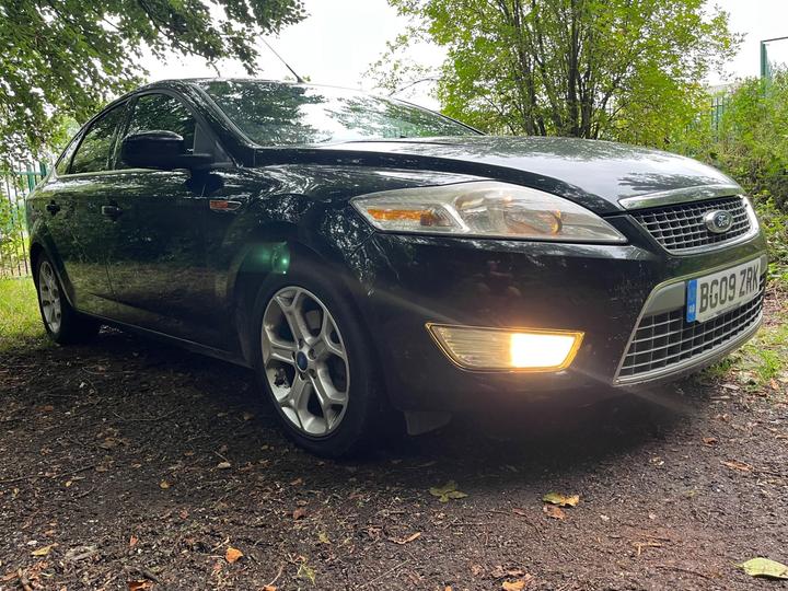 Cheap Ford Mondeo - 2.0 TDCi Titanium 5dr - Full Mot Tow Bar Fitted for sale in Leigh, Greater Manchester