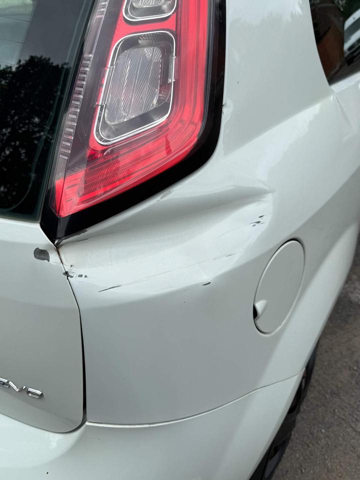 Fiat Punto Evo - 1.2 Active Euro 5 (s/s) 3dr - Image 10