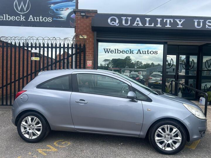 Vauxhall Corsa - 1.4i 16v Design 3dr (a/c) - MOT + Warranty + Valet - Image 2