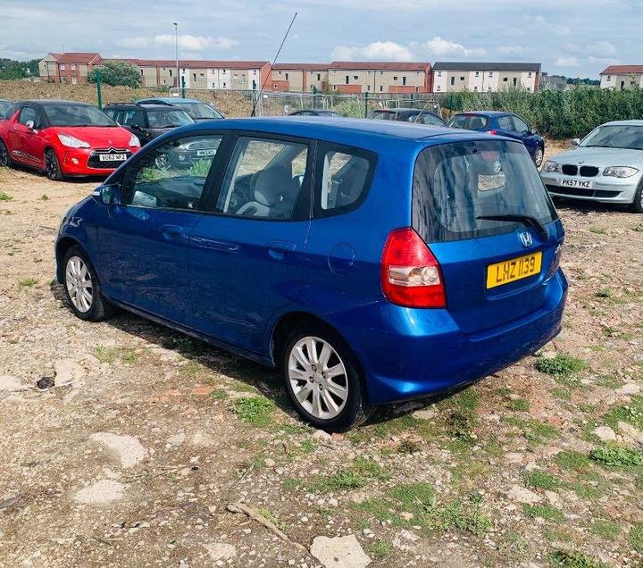 Honda Jazz - 1.4 i-DSI SE 5dr - MILEAGE ONLY 64405 - Image 7