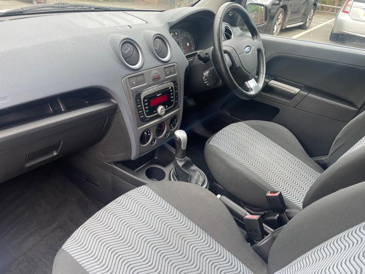 Ford Fusion - 1.6 TDCi Plus 5dr - Diesel Fusion With Park Sensor - Image 7