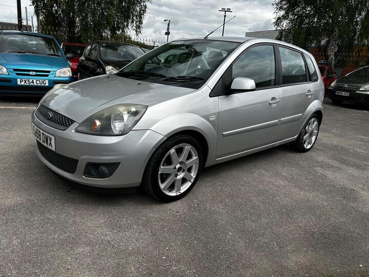 Ford Fiesta - 1.25 Zetec Blue Edition 5dr - Full MOT|FSH|First Car - Image 4