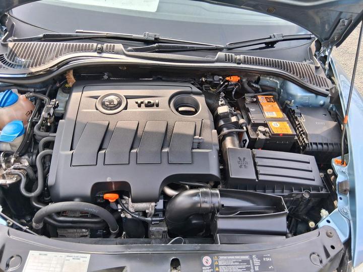 Skoda Octavia - 1.6 TDI SE Hatchback 5dr Diesel Manual Euro 5 (105 ps) - COMES WITH 12 MONTHS MOT - Image 19