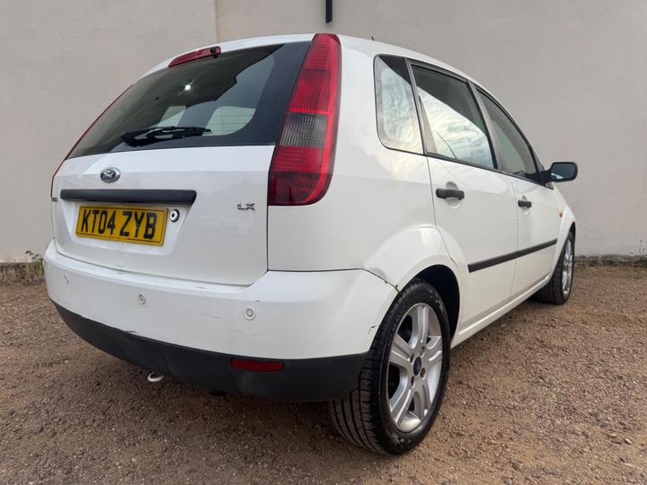 Ford Fiesta - 1.25 LX 5dr - REVERSE SENSORS| GREAT RUNNER - Image 4
