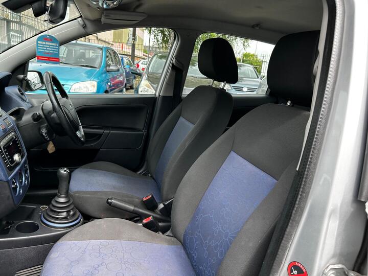 Ford Fiesta - 1.25 Zetec Blue Edition 5dr - Full MOT|FSH|First Car - Image 9
