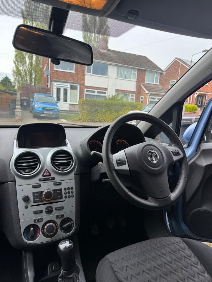 Vauxhall Corsa - 1.2 16V Energy Euro 5 5dr (A/C) - Image 18