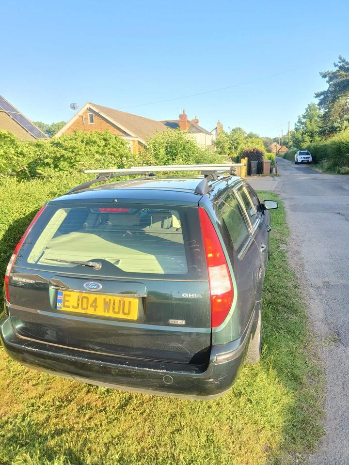 Cheap Ford Mondeo - 2.0 TDCi Ghia 5dr for sale in Ashford, Kent