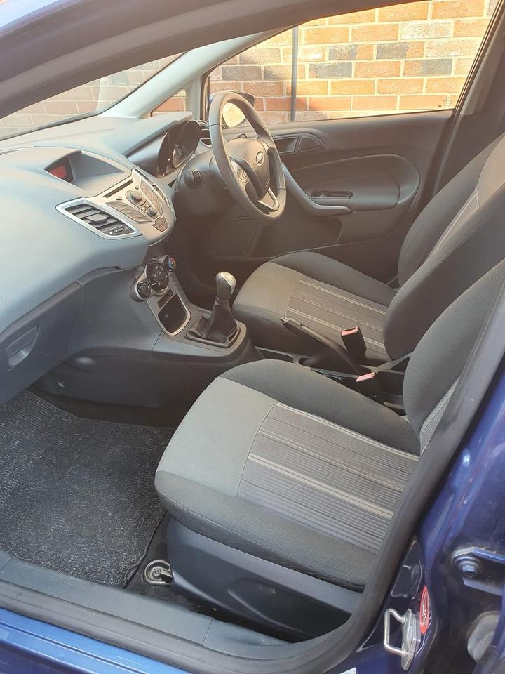 Ford Fiesta - 1.4 TDCi Edge 5dr - cheap runaround or first car - Image 11